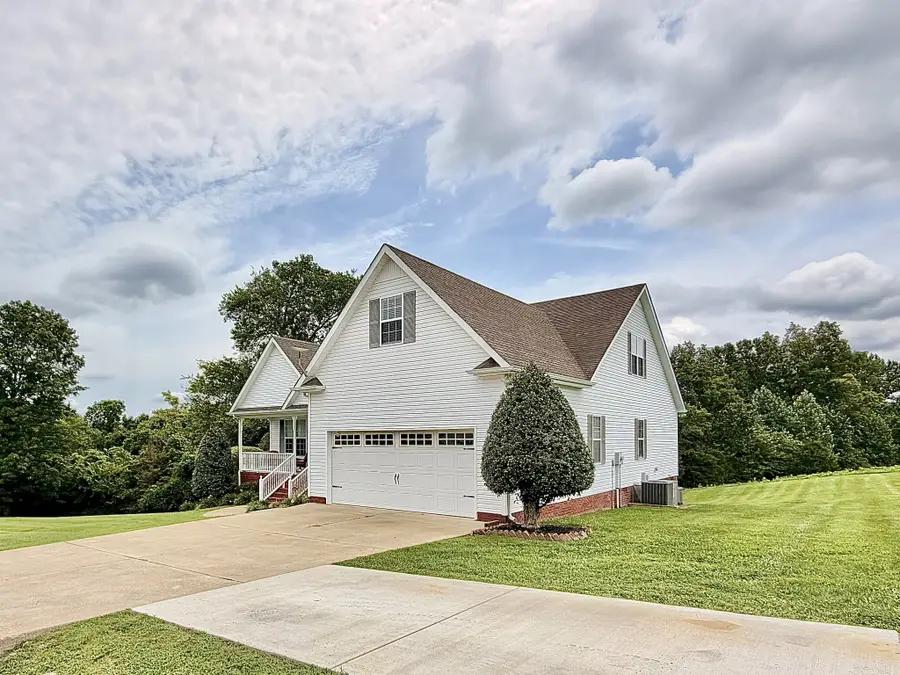 711 Milky Way Dr, Pulaski, TN 38478 - #2