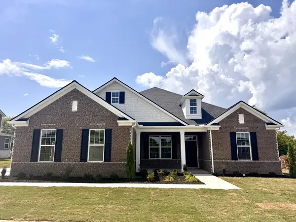 327 Harvest Point Blvd, Spring Hill, TN 37174