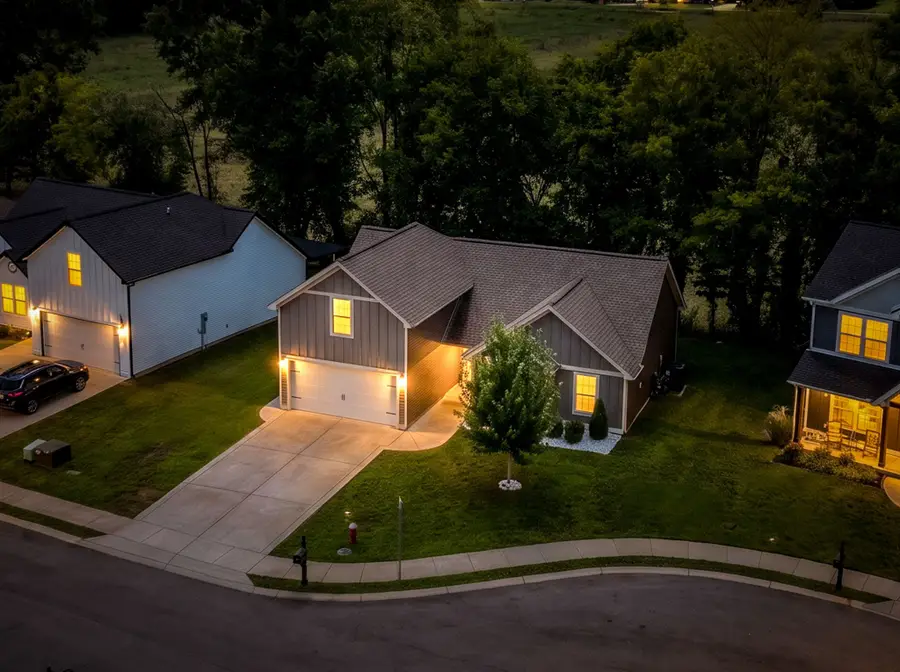 357 Fieldstone Ln, Springfield, TN 37172 - #3