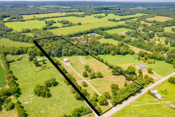 2449 Warner Bridge Rd, Shelbyville, TN 37160