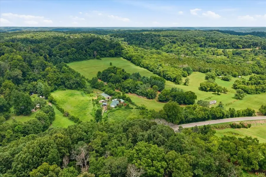 3438 Hampshire Pike, Mount Pleasant, TN 38474 - #3