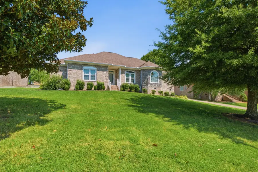 114 Collinwood Dr, Gallatin, TN 37066 - #3