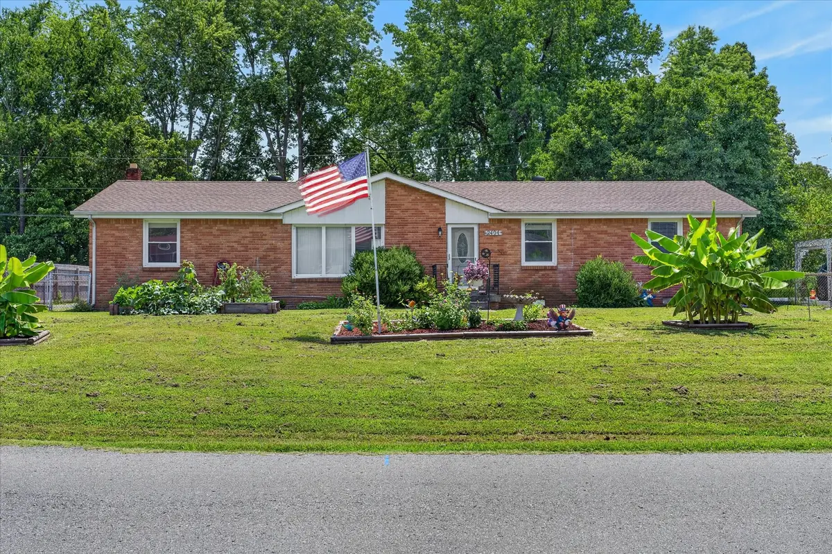 2404 Green Acres Dr, Clarksville, TN 37042 - #1