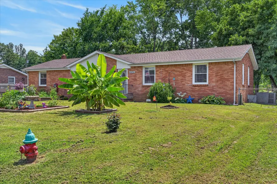 2404 Green Acres Dr, Clarksville, TN 37042 - #2