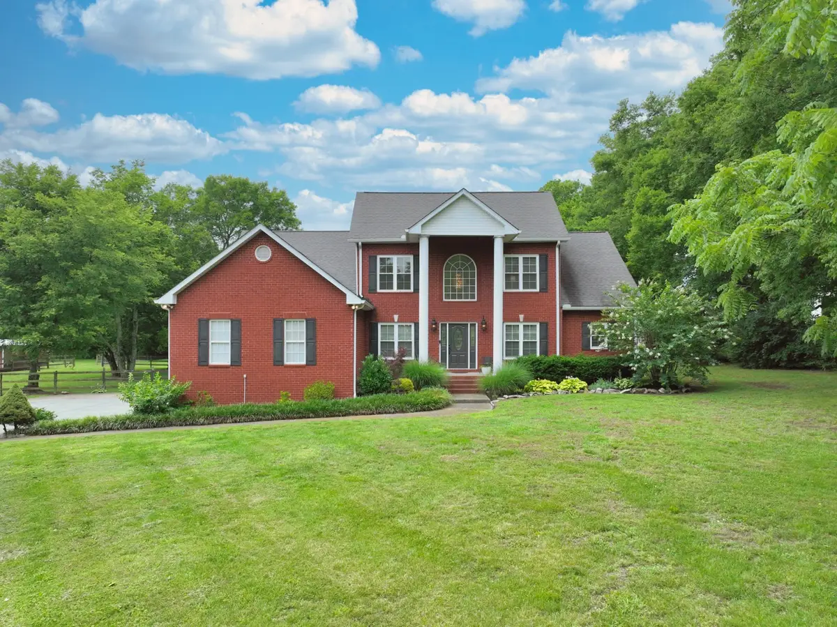 107 Greenfield Ln, Castalian Springs, TN 37031 - #1