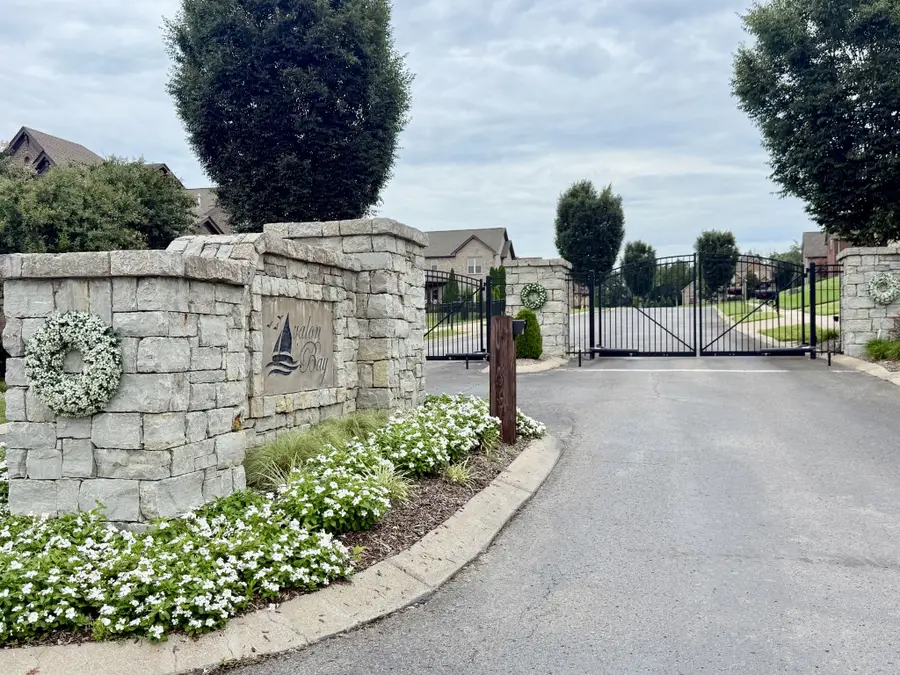 110 Avalon Bay Dr, Old Hickory, TN 37138 - #3