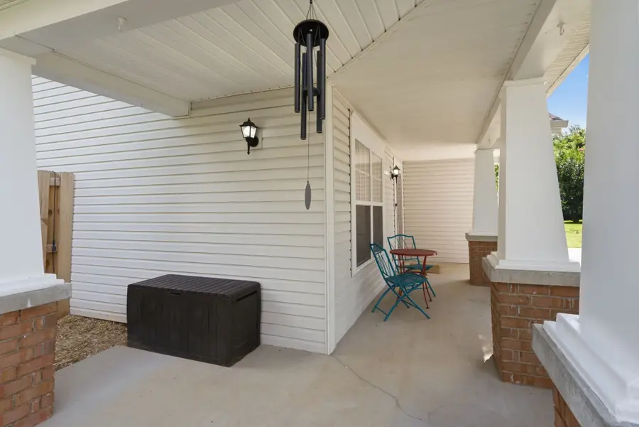 1804 Brookmeadow Ln, Hermitage, TN 37076 - #2