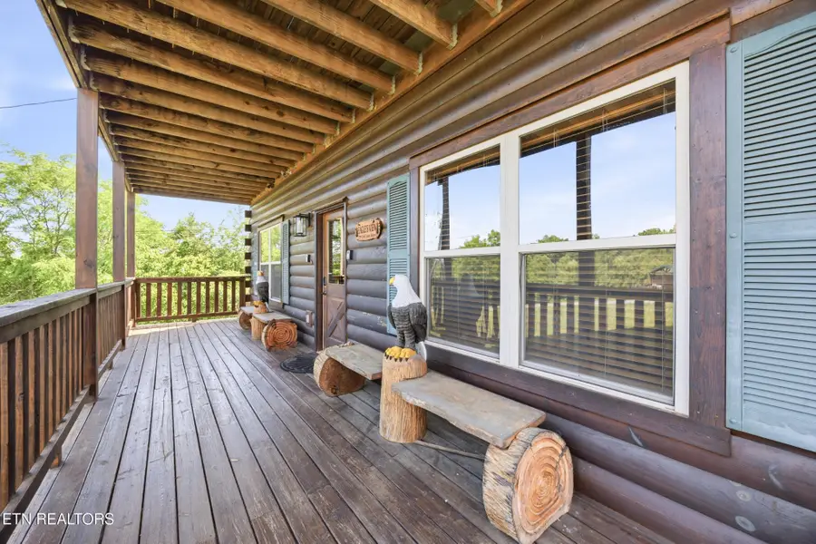 339 Oak Lake Drive, Sevierville, TN 37876 - #3