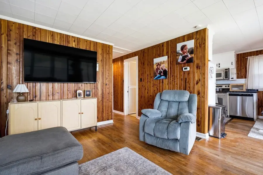307 Miller St, Livingston, TN 38570 - #3