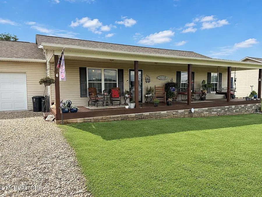 253 Ramblin Rd, Newport, TN 37821 - #2