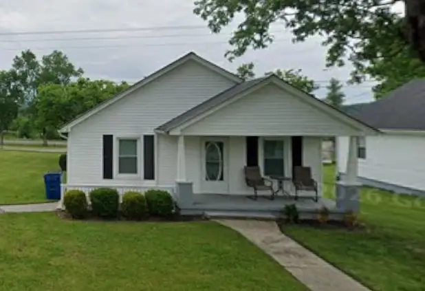 927 Trail St, Woodbury, TN 37190 - #1