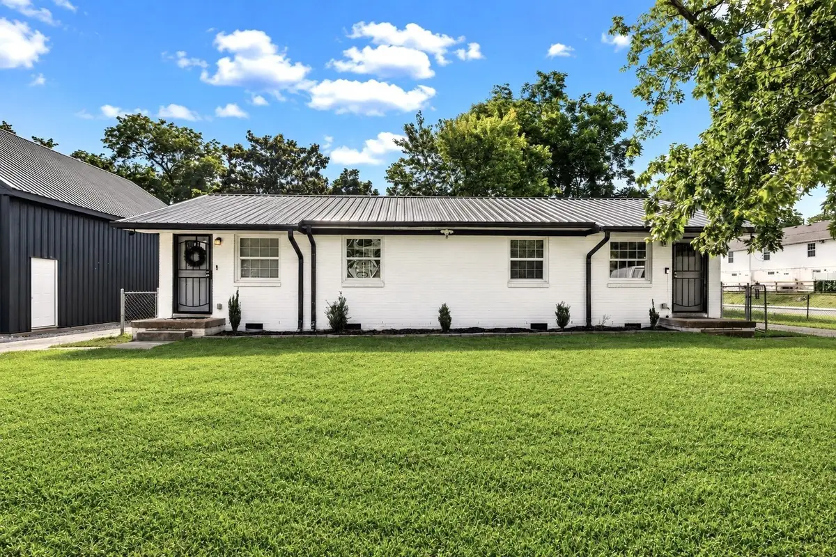 310 Beech St, Clarksville, TN 37042 - #1