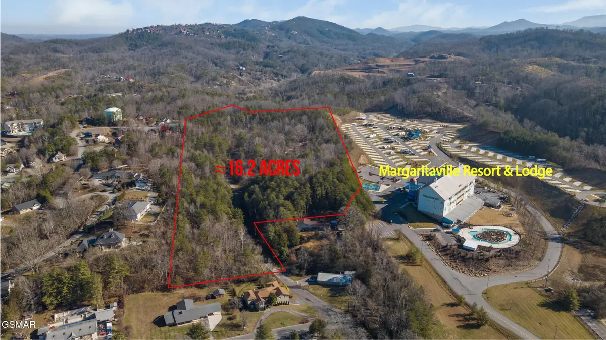820 Old Gate Rd, Pigeon Forge, TN 37863 - #1