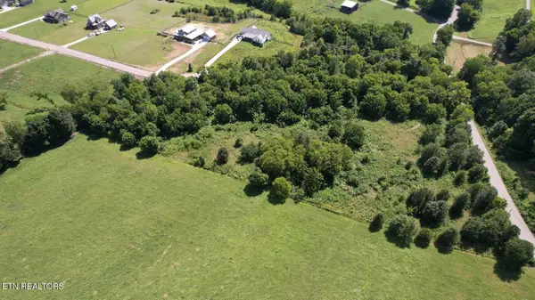 8210 Aaron Lane, Knoxville, TN 37920
