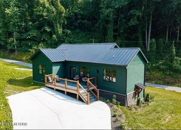 706 Kelly Street, Gatlinburg, TN 37738
