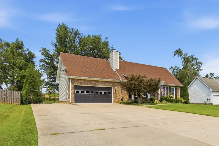 162 Lancashire Dr, Clarksville, TN 37043 - #3