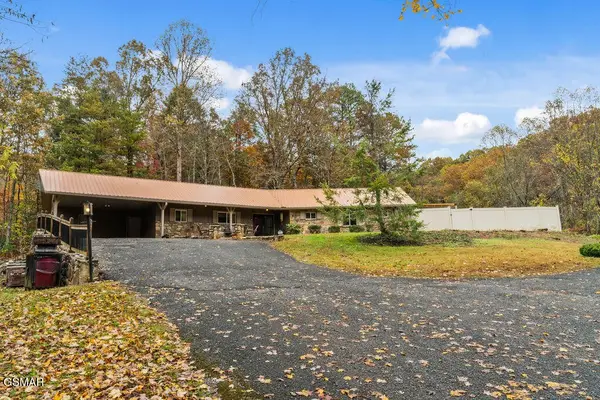 560 Buckhorn Road, Gatlinburg, TN 37738