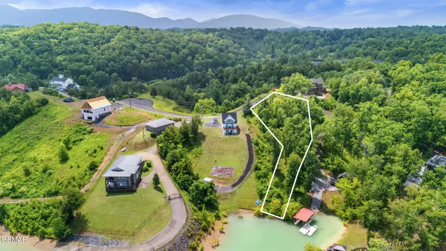 5 Harbor Point Drive, Sevierville, TN 37876 - #2