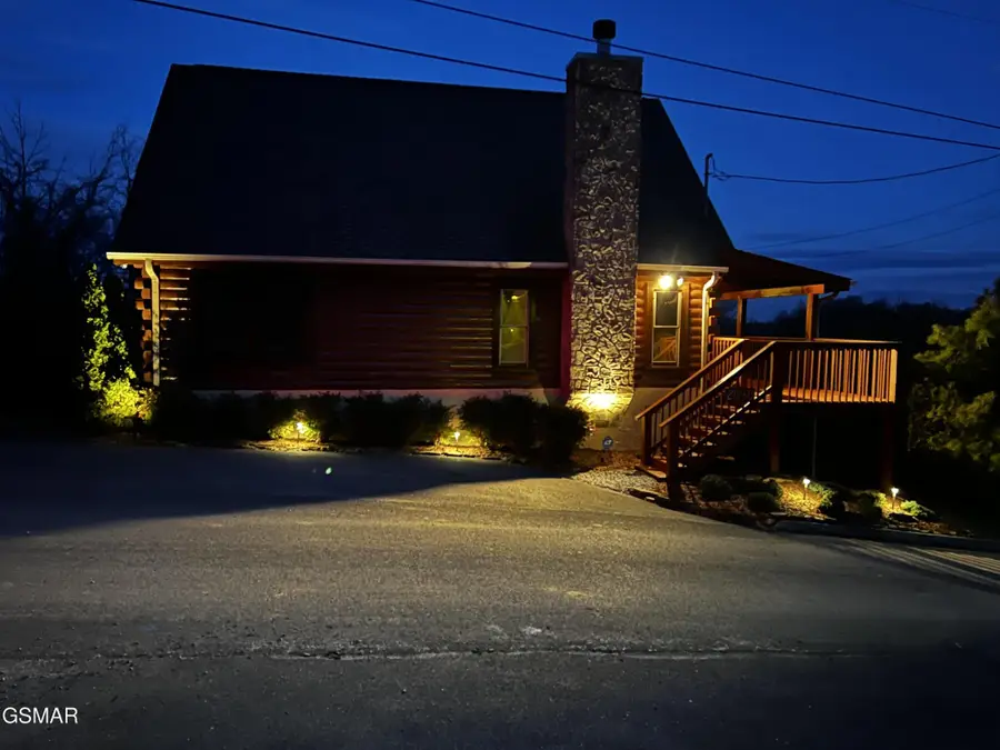 2048 Eagle Feather Drive, Sevierville, TN 37876 - #2