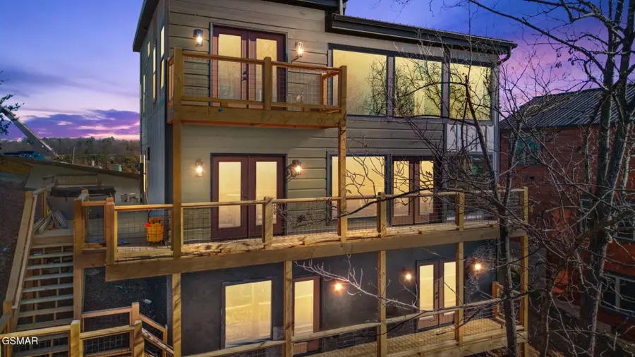 1568 Rainbow Ridge Way, Sevierville, TN 37862 - #2