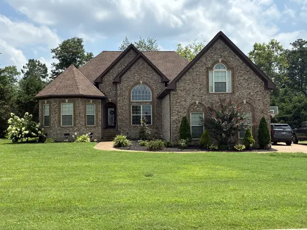 3018 Bristol Ln, Greenbrier, TN 37073