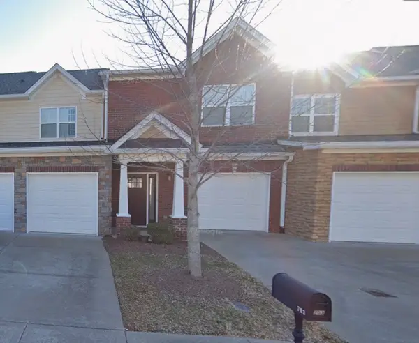 2342 N Tennessee Blvd #703, Murfreesboro, TN 37130