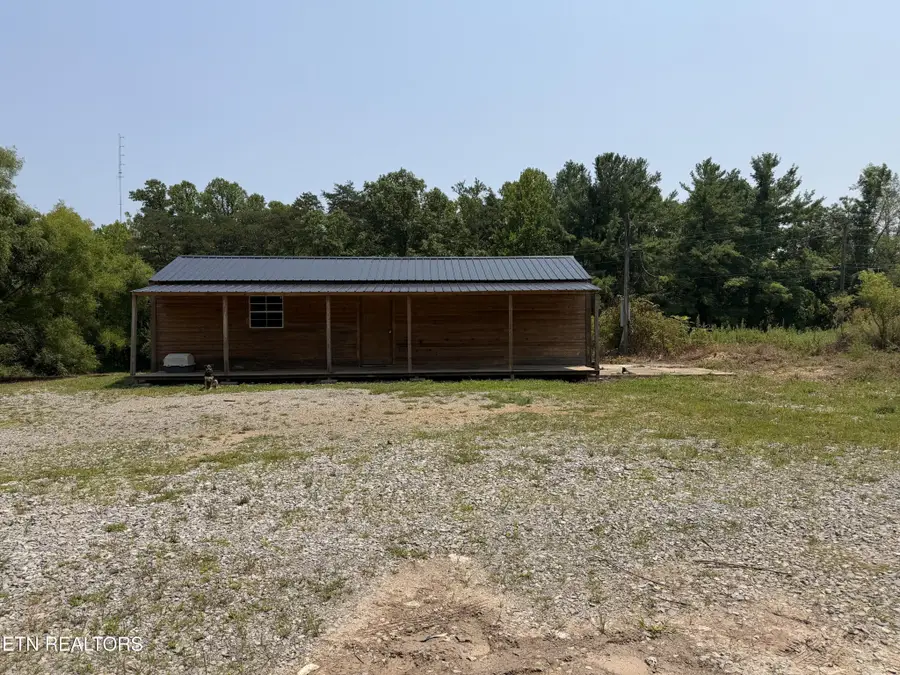 112 State Garage Rd, Jamestown, TN 38556 - #2
