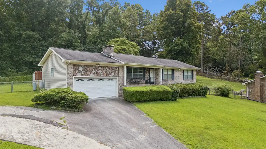 6933 Barter Dr, Harrison, TN 37341 - #2