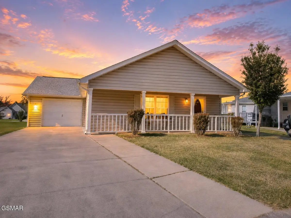 2553 Bay Meadows Way, Sevierville, TN 37876 - #1