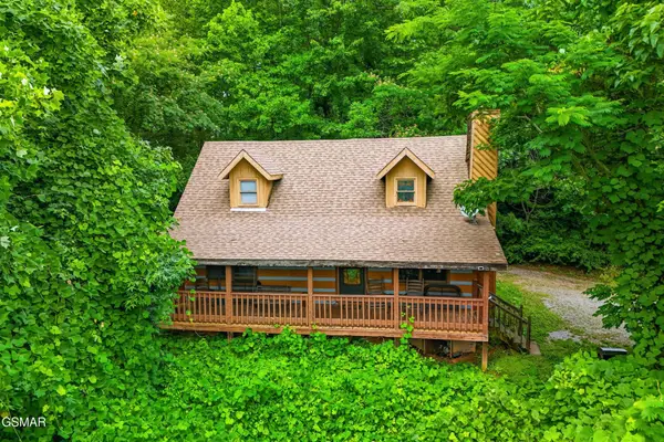 559 Crest Road, Gatlinburg, TN 37738