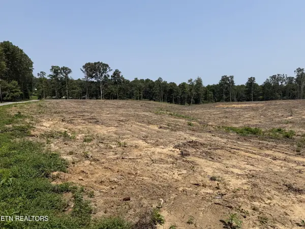 288 Government Pond Rd, Jamestown, TN 38556