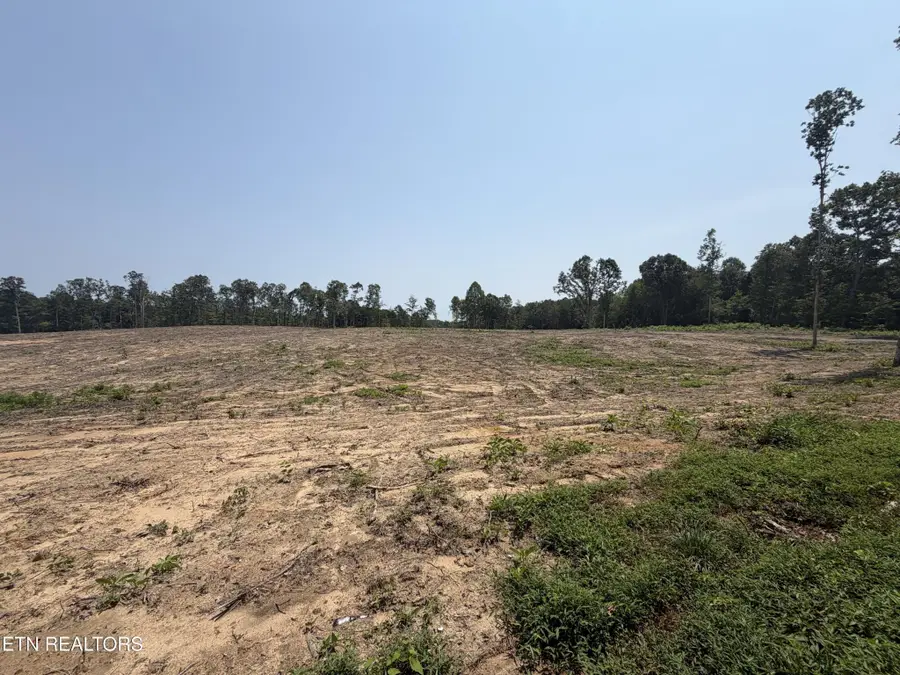 288 Government Pond Rd, Jamestown, TN 38556 - #2