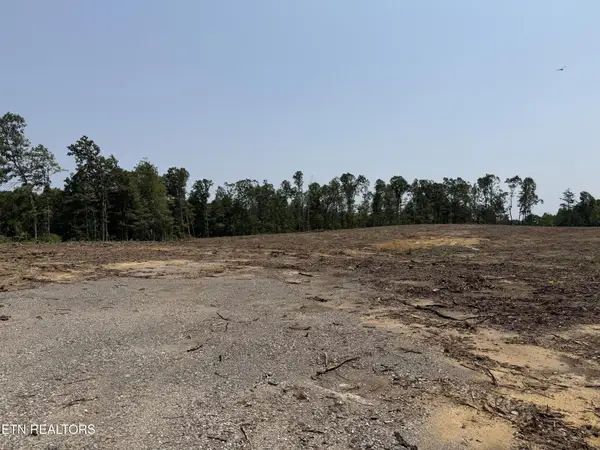 288 Government Pond Rd, Jamestown, TN 38556