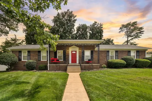512 Shadow Dr, Shelbyville, TN 37160