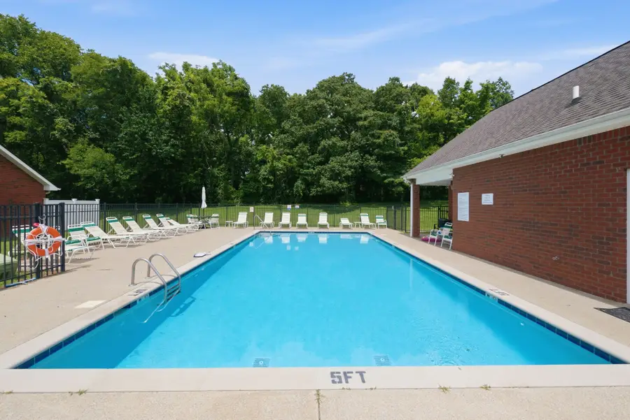 1300 Villa Cir, Lebanon, TN 37090 - #2
