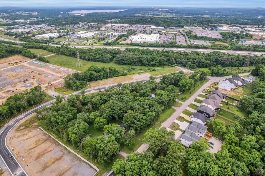 244 Liberty Ln, Madison, TN 37115 - #2