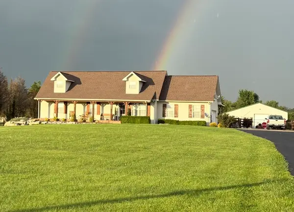 9949 Midland Rd, Bell Buckle, TN 37020
