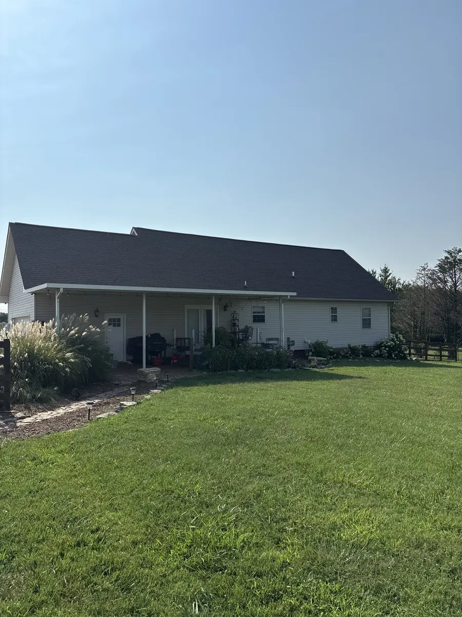 9949 Midland Rd, Bell Buckle, TN 37020 - #2