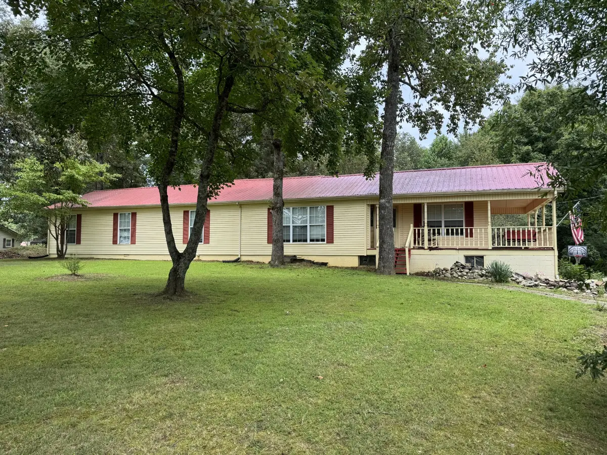 576 Vandagriff Rd, McMinnville, TN 37110 - #1