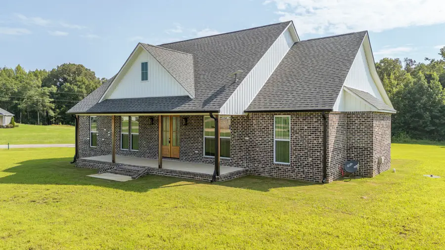 300 Charleston Ln, Adamsville, TN 38310 - #3