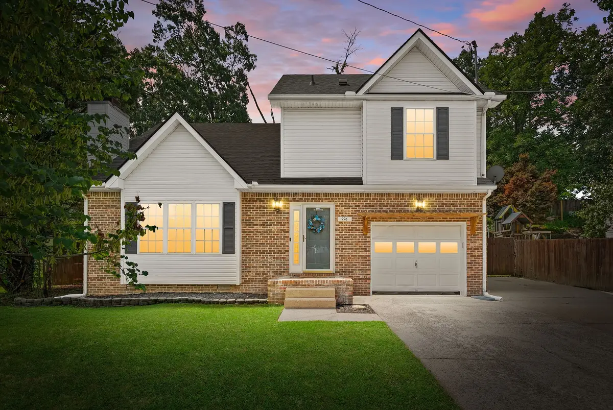 996 Roedeer Dr, Clarksville, TN 37042 - #1