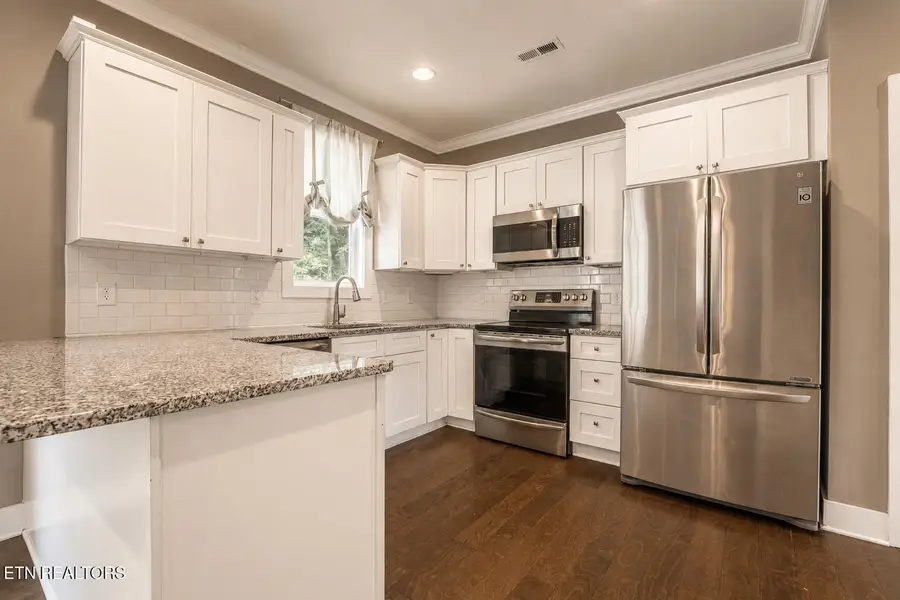 6211 Aldingham St, Knoxville, TN 37912 - #3