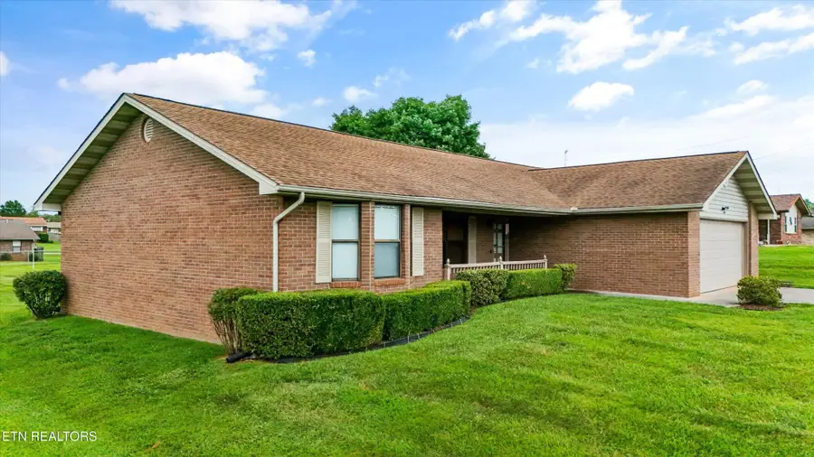 426 Woods View Circle, Kodak, TN 37764 - #2