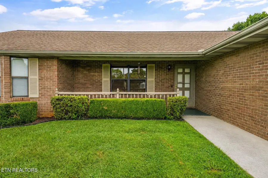 426 Woods View Circle, Kodak, TN 37764 - #3