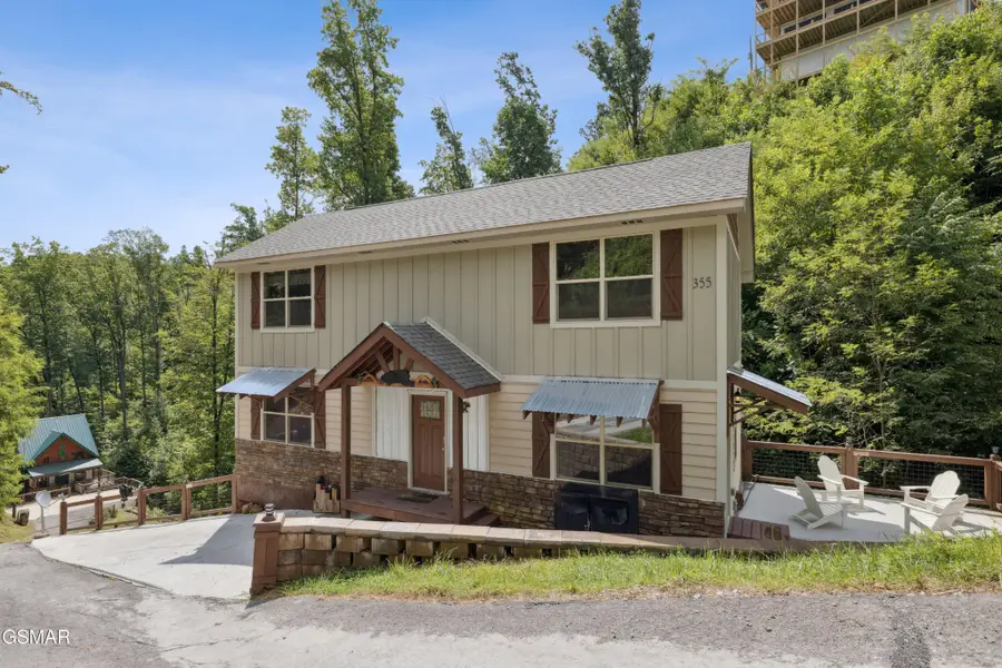 355 Wiley Oakley Drive, Gatlinburg, TN 37738 - #2