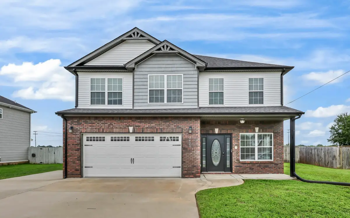 2428 Andersonville Dr, Clarksville, TN 37042 - #1