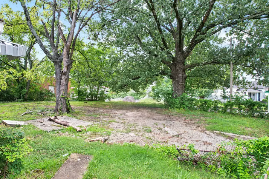2002 Cleveland Ave, Chattanooga, TN 37404 - #2