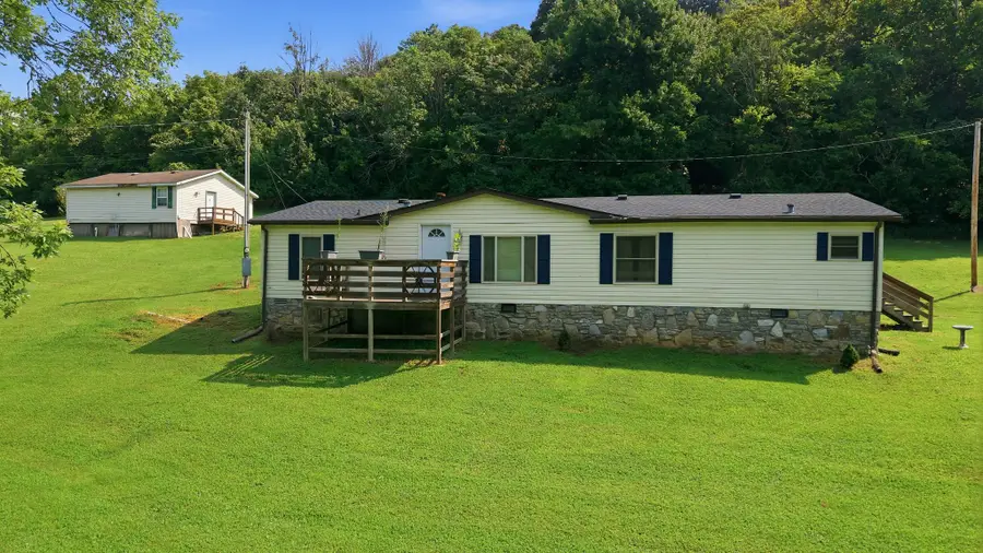 1305 Wolf Hill Rd, Bethpage, TN 37022 - #2