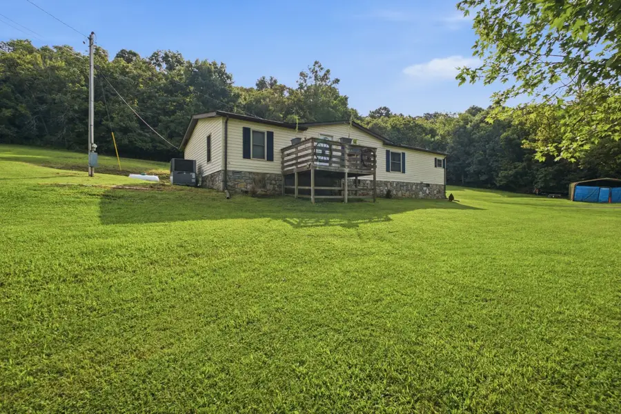 1305 Wolf Hill Rd, Bethpage, TN 37022 - #3