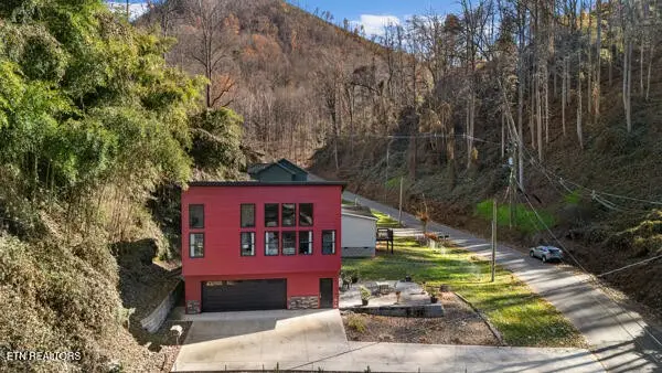 667 Turkey Nest Rd, Gatlinburg, TN 37738 - #1